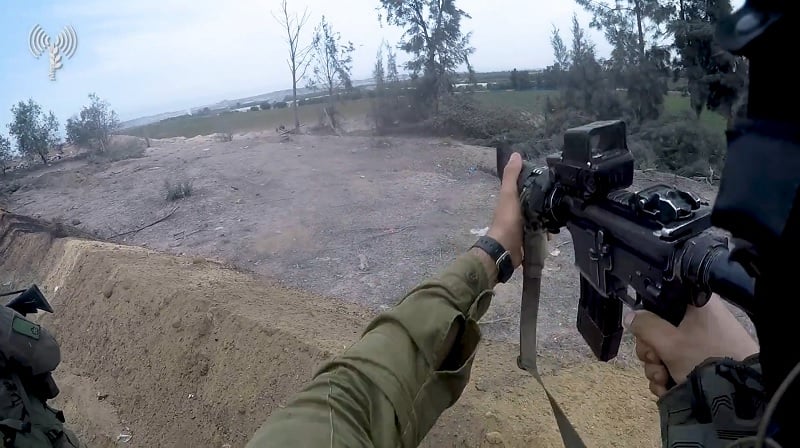 Israeli Infantry Conduct Movement to Contact Operation