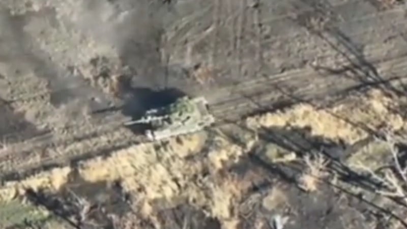 Russian Tank Drives Into Entirely Untenable Position and Blows Up