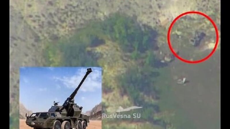 Ukrainian Self-Propelled Gun Takes Direct Hit