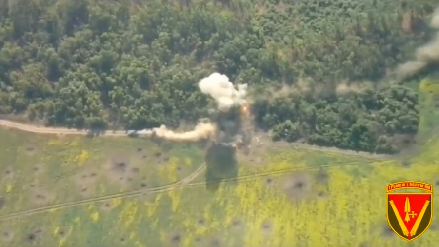 Russian BMP Can't Outrun Artillery, Gets Destroyed